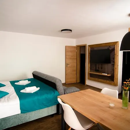 Daire Apartmaji S Savnami - Wellness Gobi
