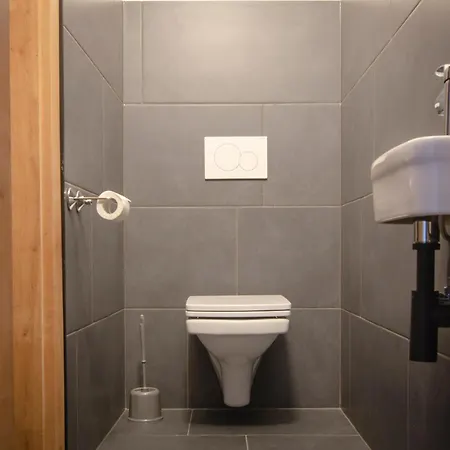 With Private Saunas & Wellness Gobi Apartmán *
