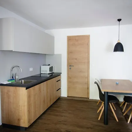 Apartmaji S Savnami - Wellness Gobi Apartamento *