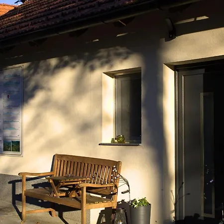 Apartmaji S Savnami - Wellness Gobi דירה פודצ'טרטק