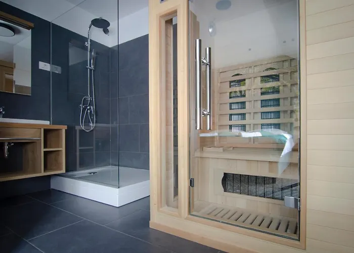 With Private Saunas - Wellness Gobi Διαμέρισμα *