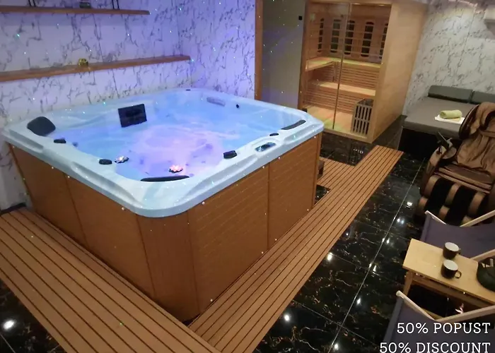 With Private Saunas - Wellness Gobi * Podčetrtek